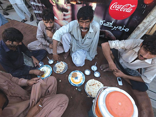 Pakistani%20Truck%20drivers3
