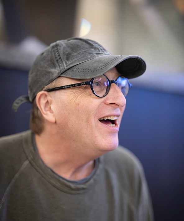 Jon%20ronson%20during%20interview%20conference%202026_crop